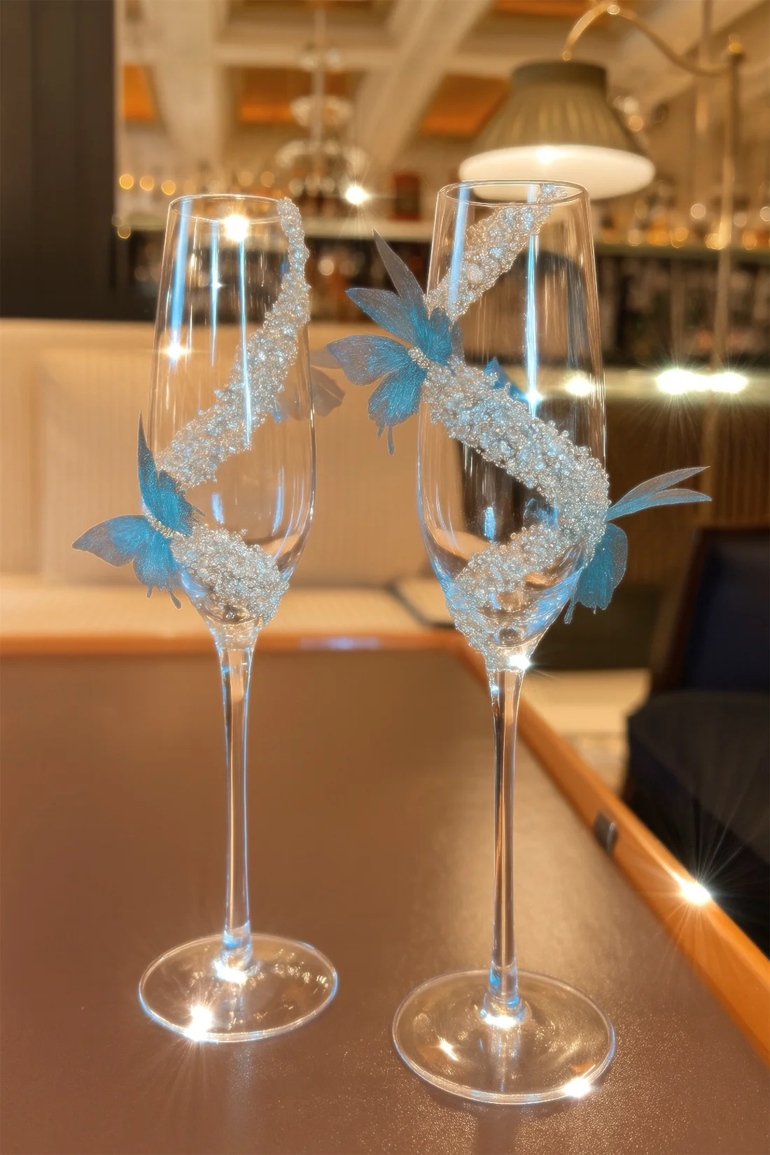 Butterfly Kisses Crystals Champagne Flute Set