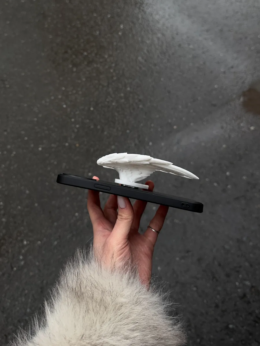 3D Magnetic Wing Phone Stand