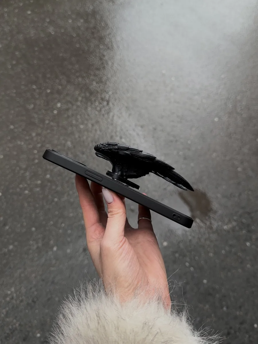 3D Magnetic Wing Phone Stand