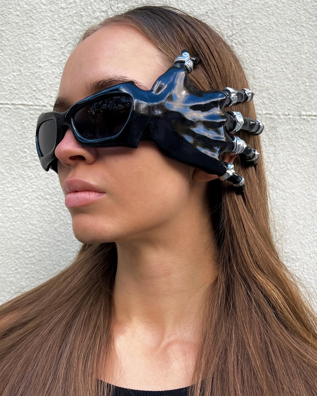 Monster Hand Glasses with Rings